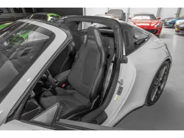 PORSCHE 992 911 992.2 TARGA 4 GTS   FACELIFT MY2025   SO