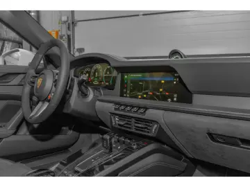 PORSCHE 992 911 992.2 TARGA 4 GTS   FACELIFT MY2025   SO