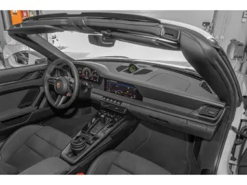 PORSCHE 992 911 992.2 TARGA 4 GTS   FACELIFT MY2025   SO