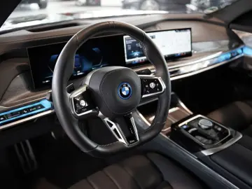 BMW i7 M70 xDrive  21 SkyLounge B&W NP210TSD Alpina