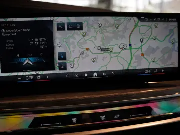 BMW i7 M70 xDrive  21 SkyLounge B&W NP210TSD Alpina