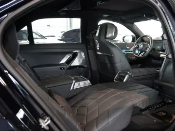 BMW i7 M70 xDrive  21 SkyLounge B&W NP210TSD Alpina