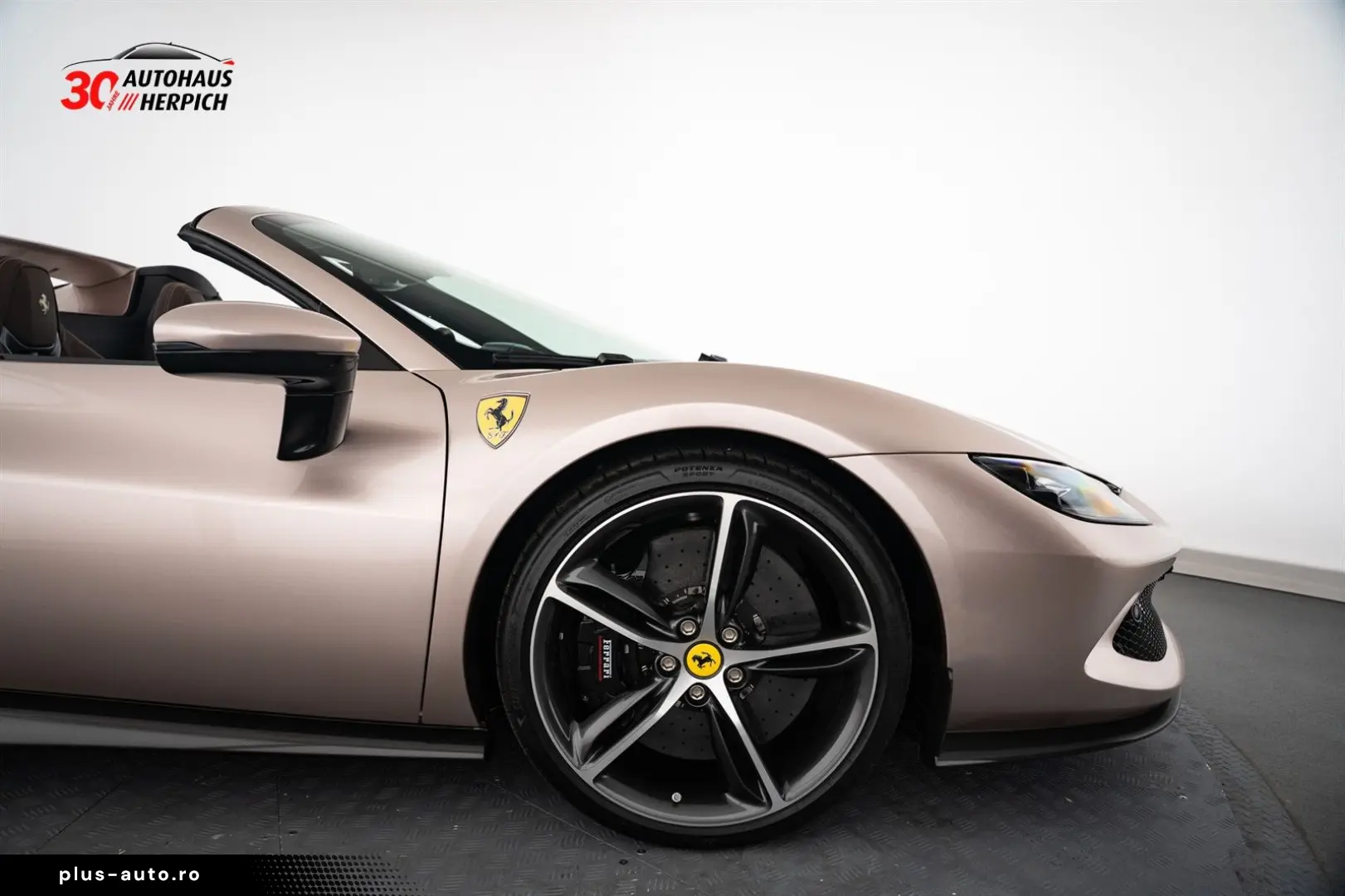 FERRARI 296 GTS Lift Carbon SPECIAL COLOURS BRONZO SETA 