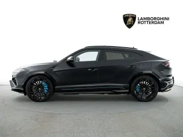 LAMBORGHINI Urus SE MY25   PPF Matt   Akrapovic