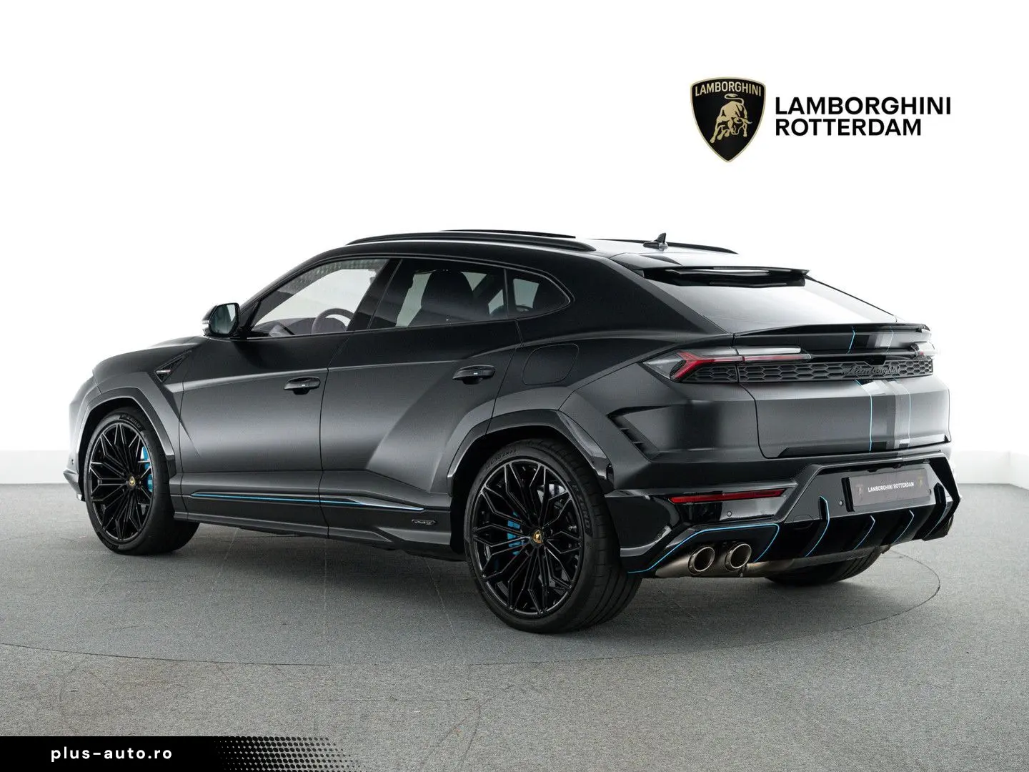 LAMBORGHINI Urus SE MY25   PPF Matt   Akrapovic