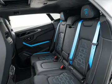LAMBORGHINI Urus SE MY25   PPF Matt   Akrapovic