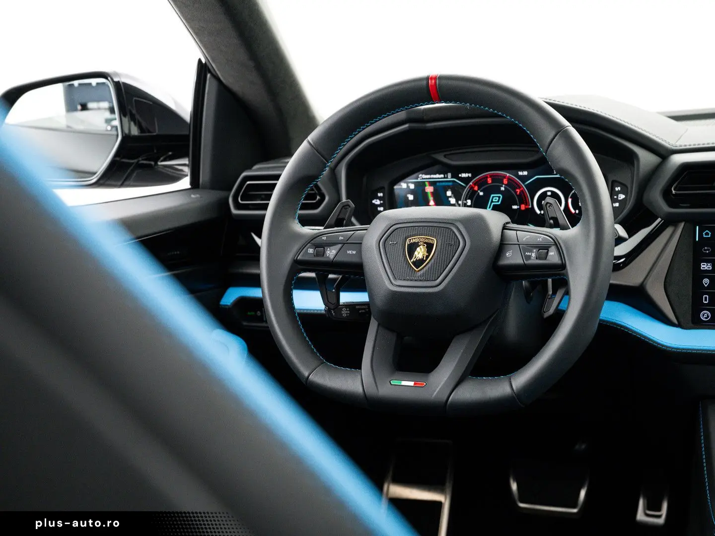 LAMBORGHINI Urus SE MY25   PPF Matt   Akrapovic