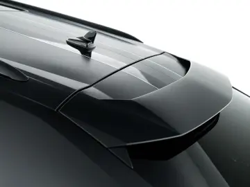 LAMBORGHINI Urus SE MY25   PPF Matt   Akrapovic