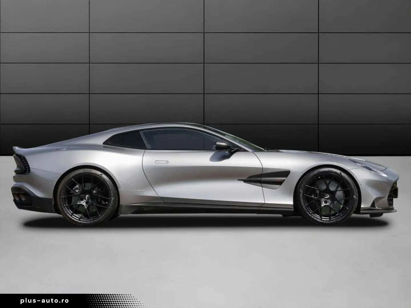 ASTON MARTIN Vanquish Coupe