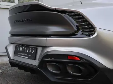 ASTON MARTIN Vanquish Coupe