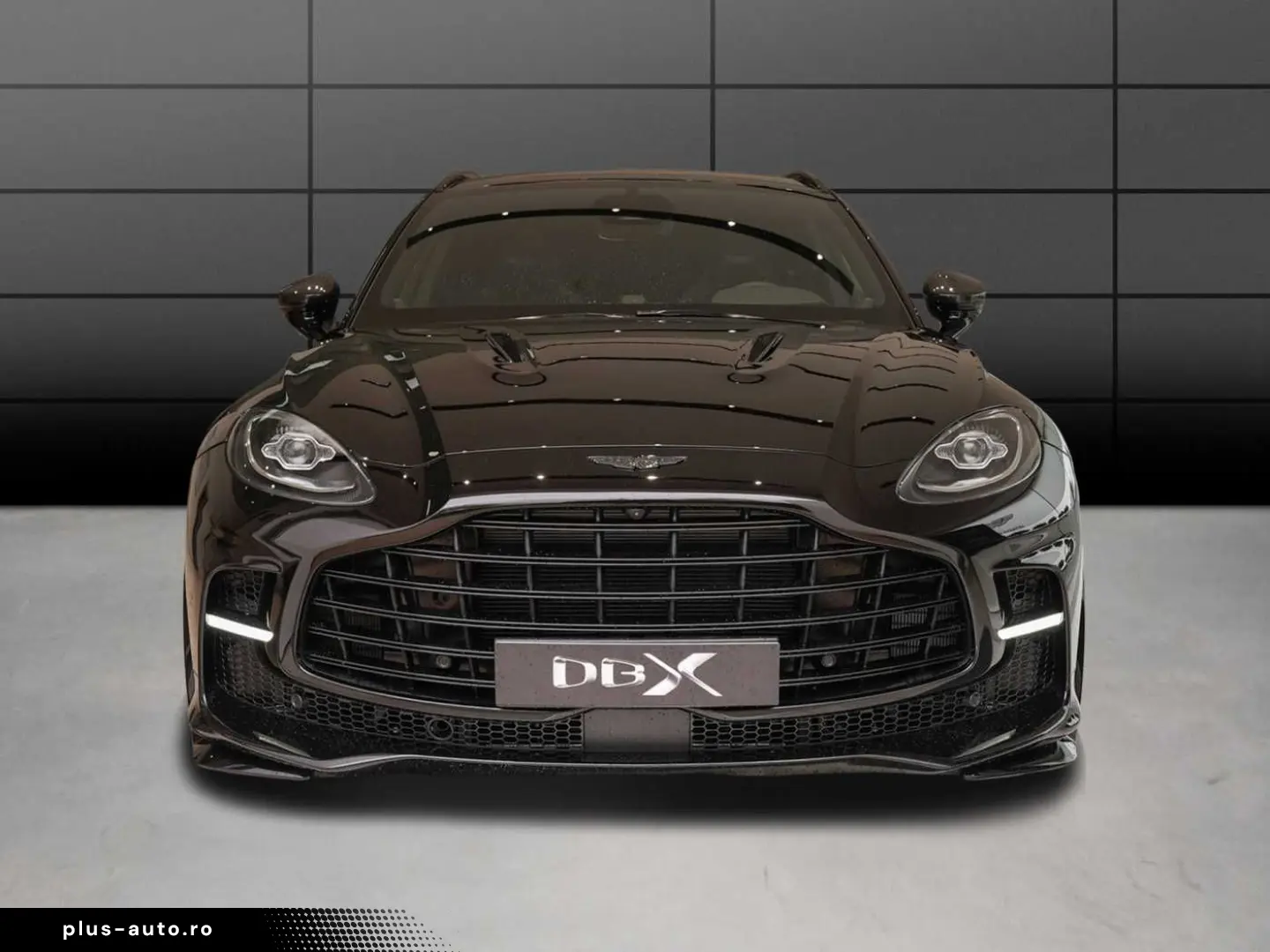 ASTON MARTIN DBX707 MJ 25