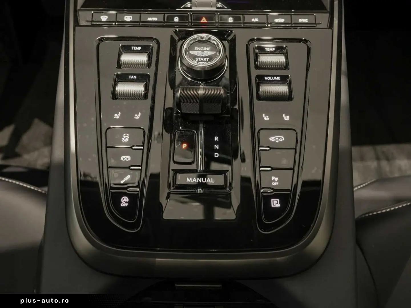 ASTON MARTIN DBX707 MJ 25