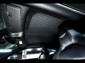 ASTON MARTIN DB12 COUPE 4.0 V8 ALUMINITE SILVER 21&a…