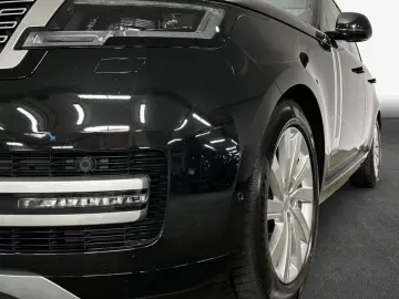 LAND ROVER Range Rover P530 Autobiography