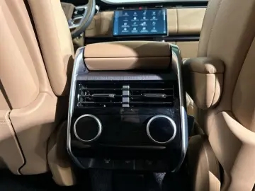 LAND ROVER Range Rover P530 Autobiography