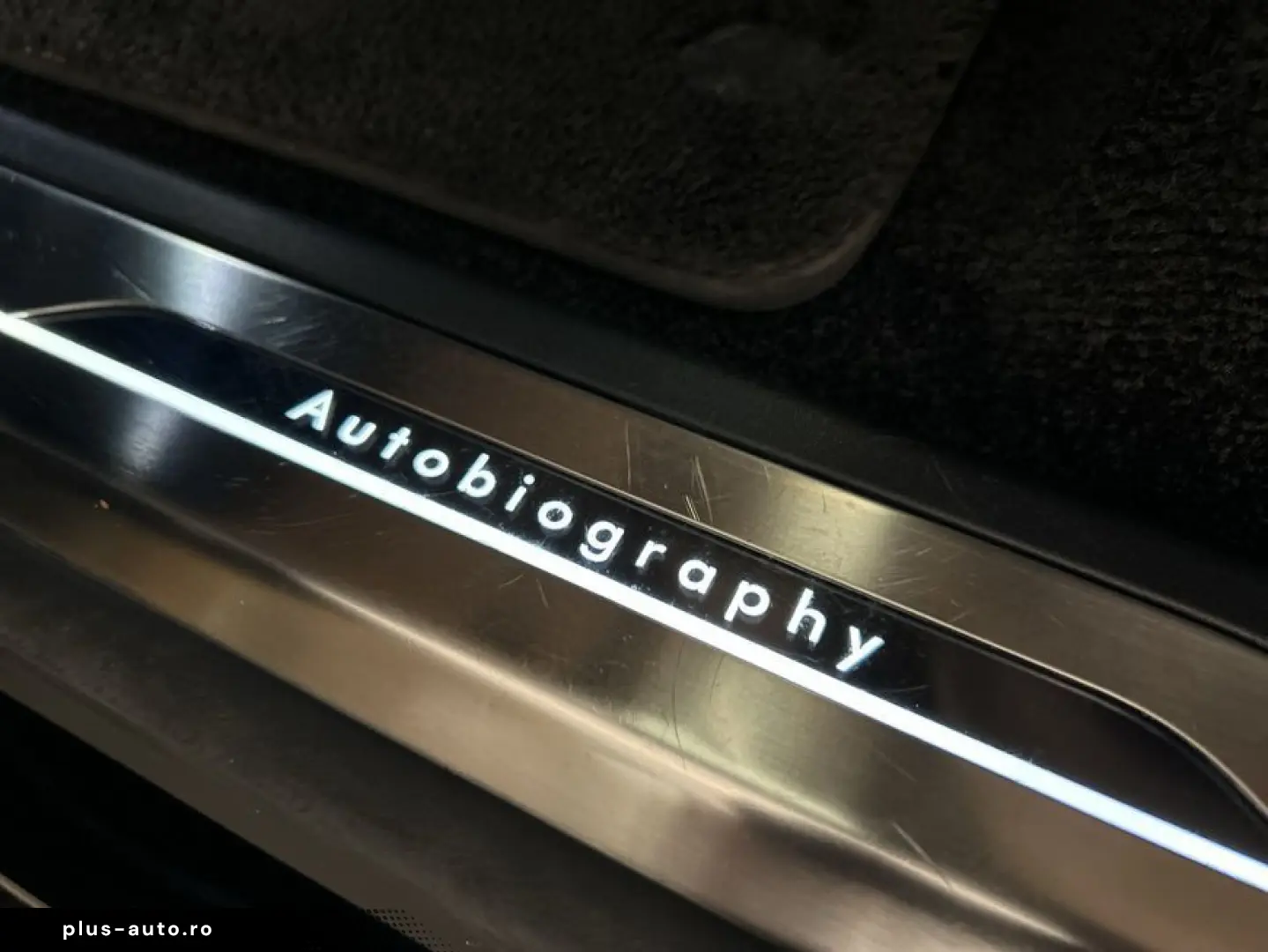 LAND ROVER Range Rover P530 Autobiography