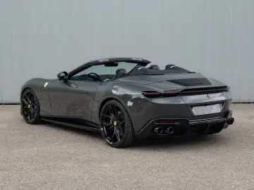 FERRARI Roma Spider  NOVITEC CARBON-LED JBL