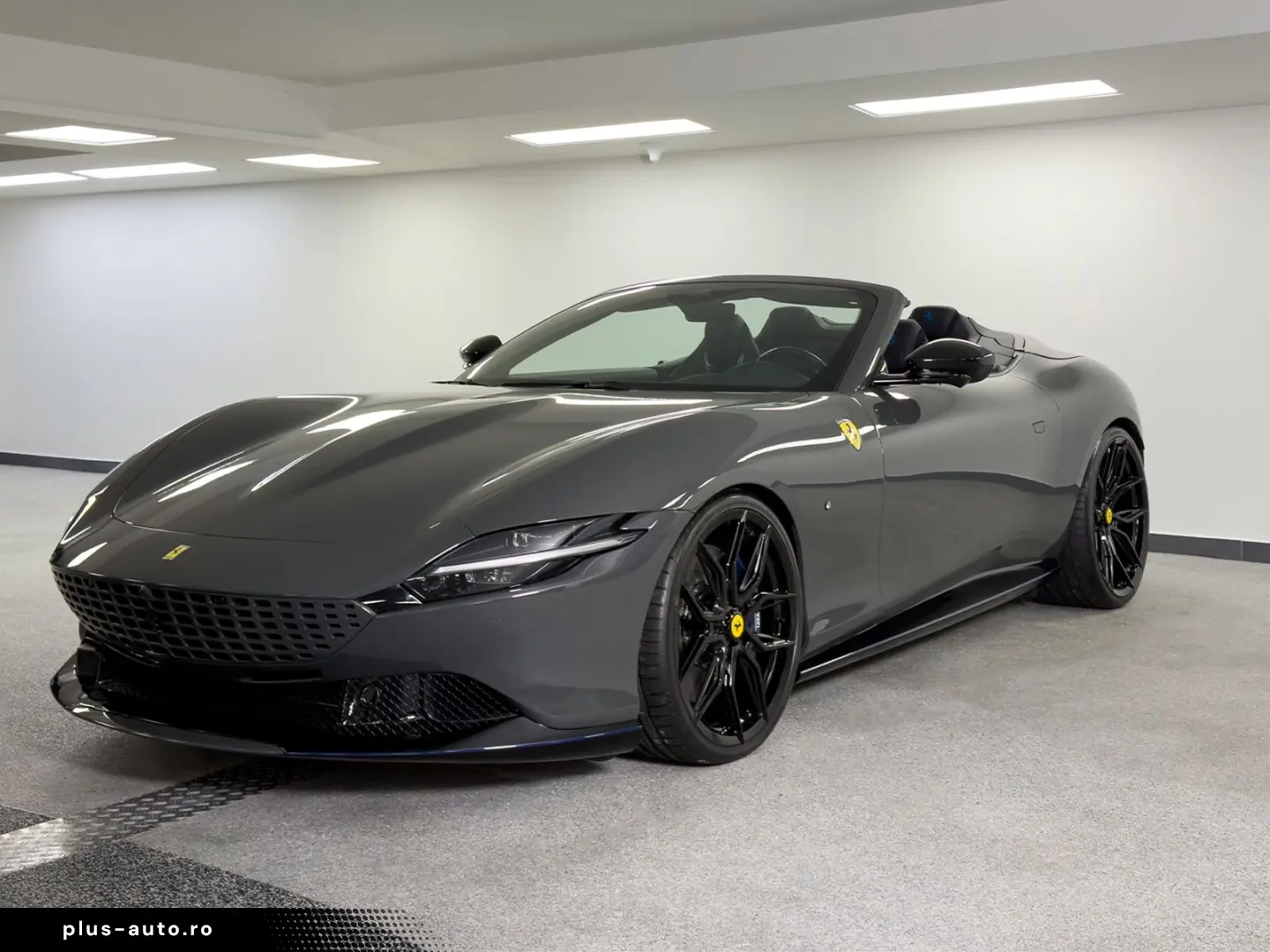 FERRARI Roma Spider  NOVITEC CARBON-LED JBL