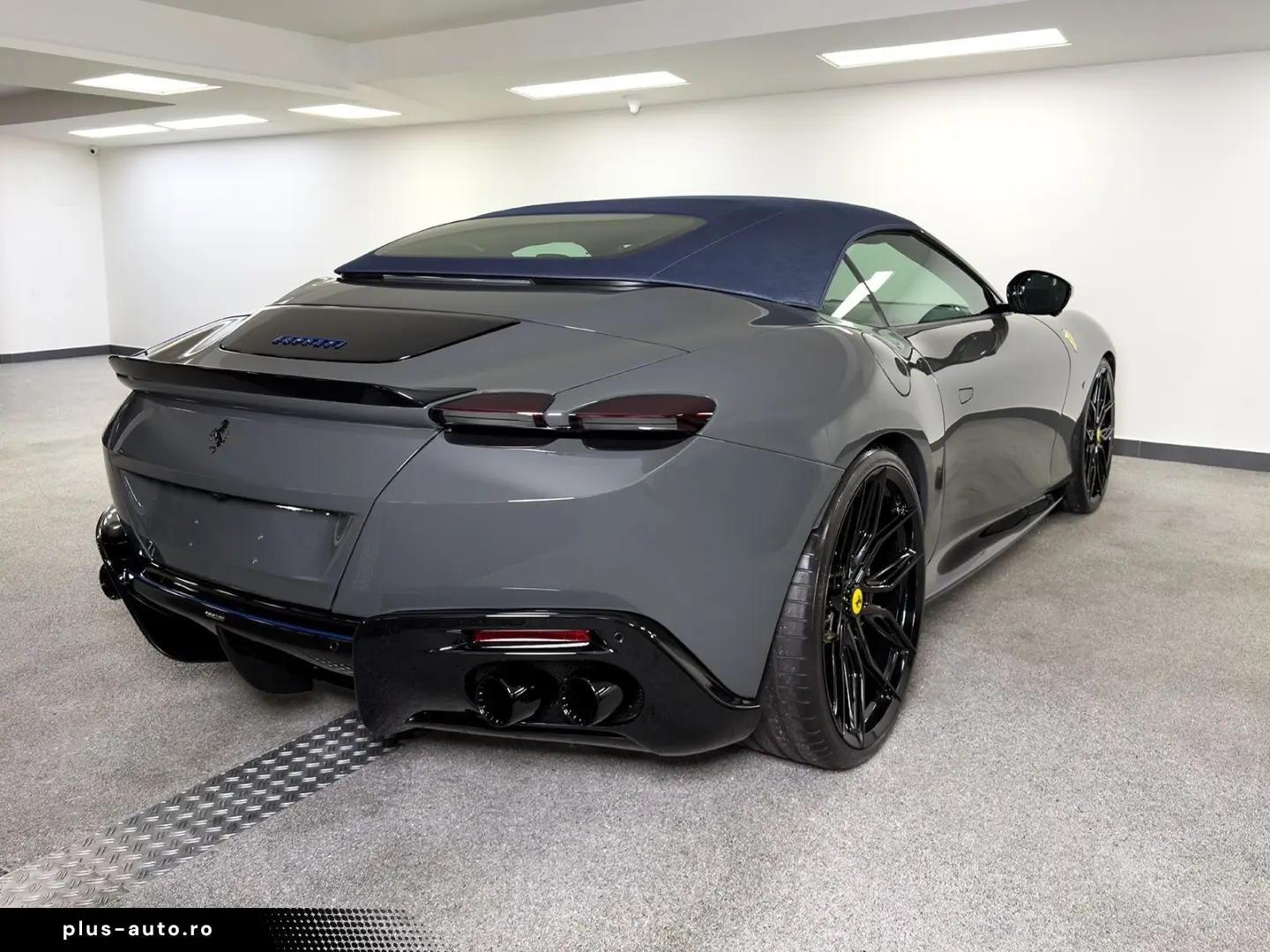 FERRARI Roma Spider  NOVITEC CARBON-LED JBL