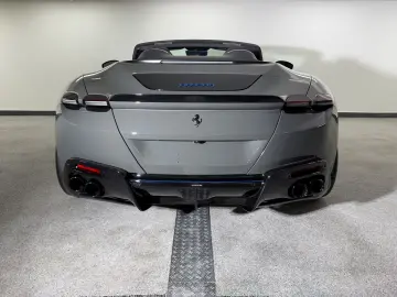 FERRARI Roma Spider  NOVITEC CARBON-LED JBL
