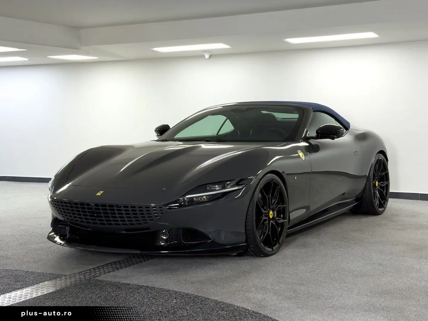 FERRARI Roma Spider  NOVITEC CARBON-LED JBL