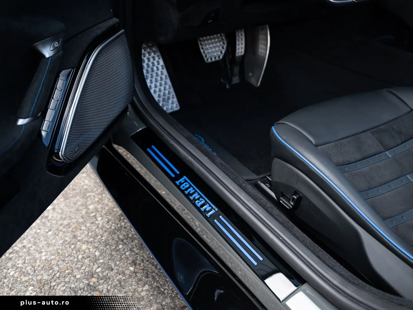 FERRARI Roma Spider  NOVITEC CARBON-LED JBL