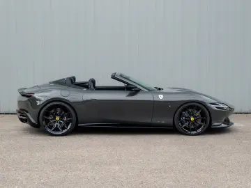 FERRARI Roma Spider  NOVITEC CARBON-LED JBL