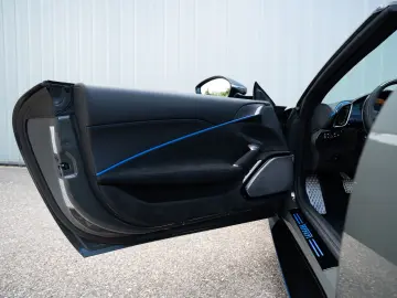 FERRARI Roma Spider  NOVITEC CARBON-LED JBL