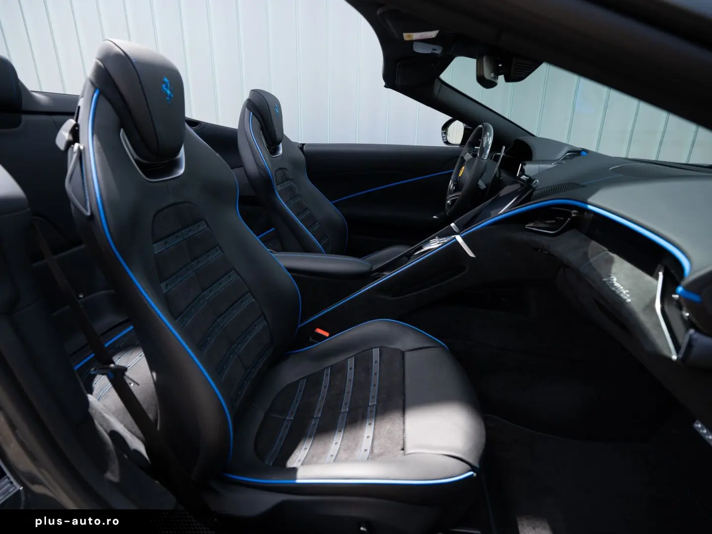 FERRARI Roma Spider  NOVITEC CARBON-LED JBL