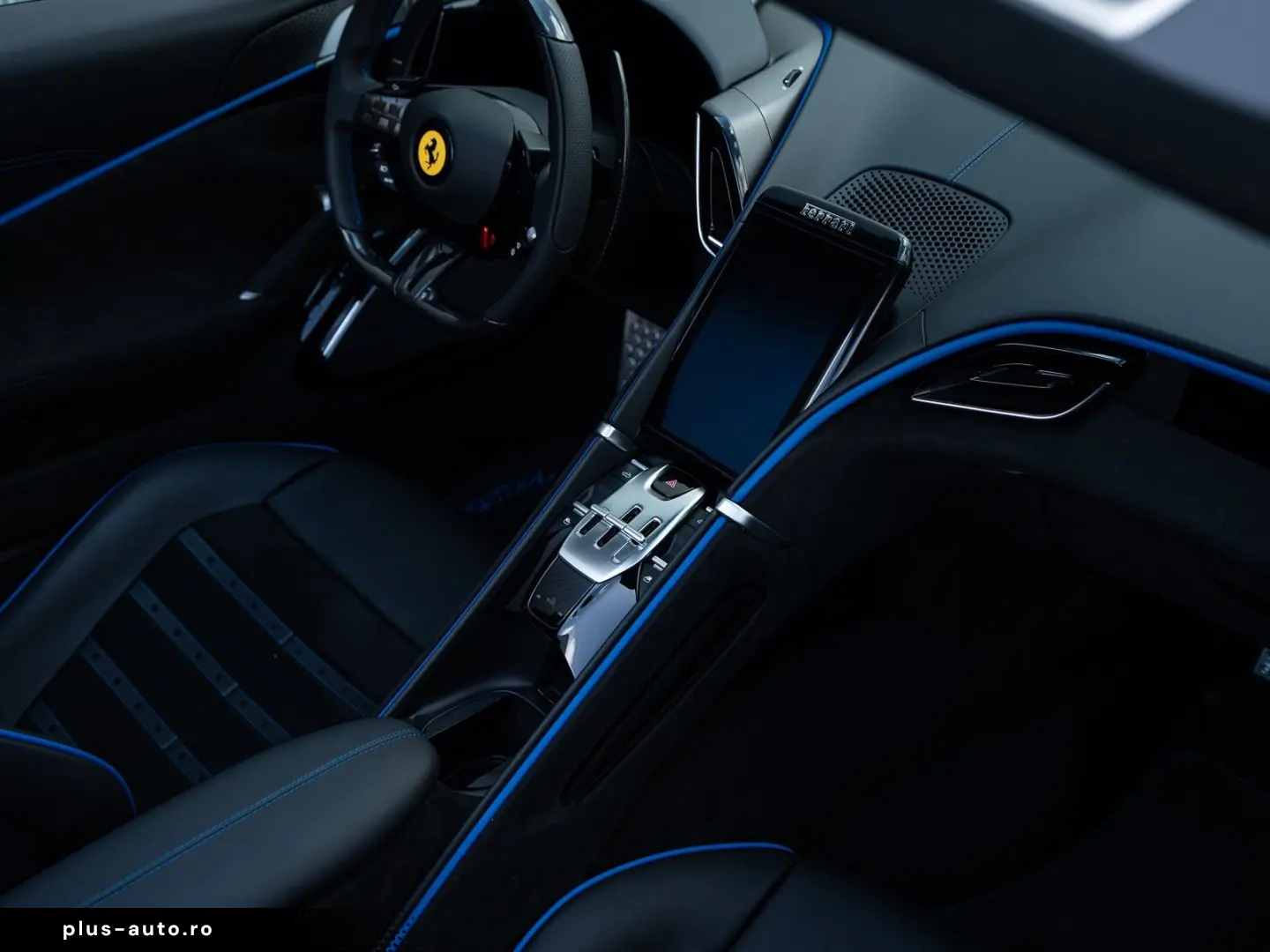 FERRARI Roma Spider  NOVITEC CARBON-LED JBL