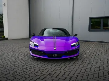 FERRARI 296 GTS NOVITEC LIFT RACINGSITZE CARBON
