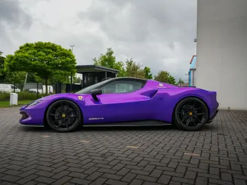 FERRARI 296 GTS NOVITEC LIFT RACINGSITZE CARBON