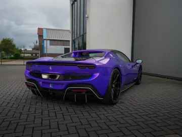 FERRARI 296 GTS NOVITEC LIFT RACINGSITZE CARBON