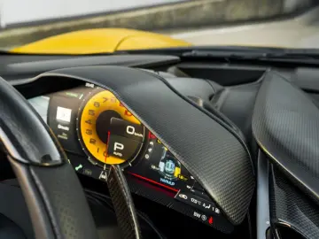 FERRARI SF90 Spider - Giallo Montecarlo - Carbon - VAT