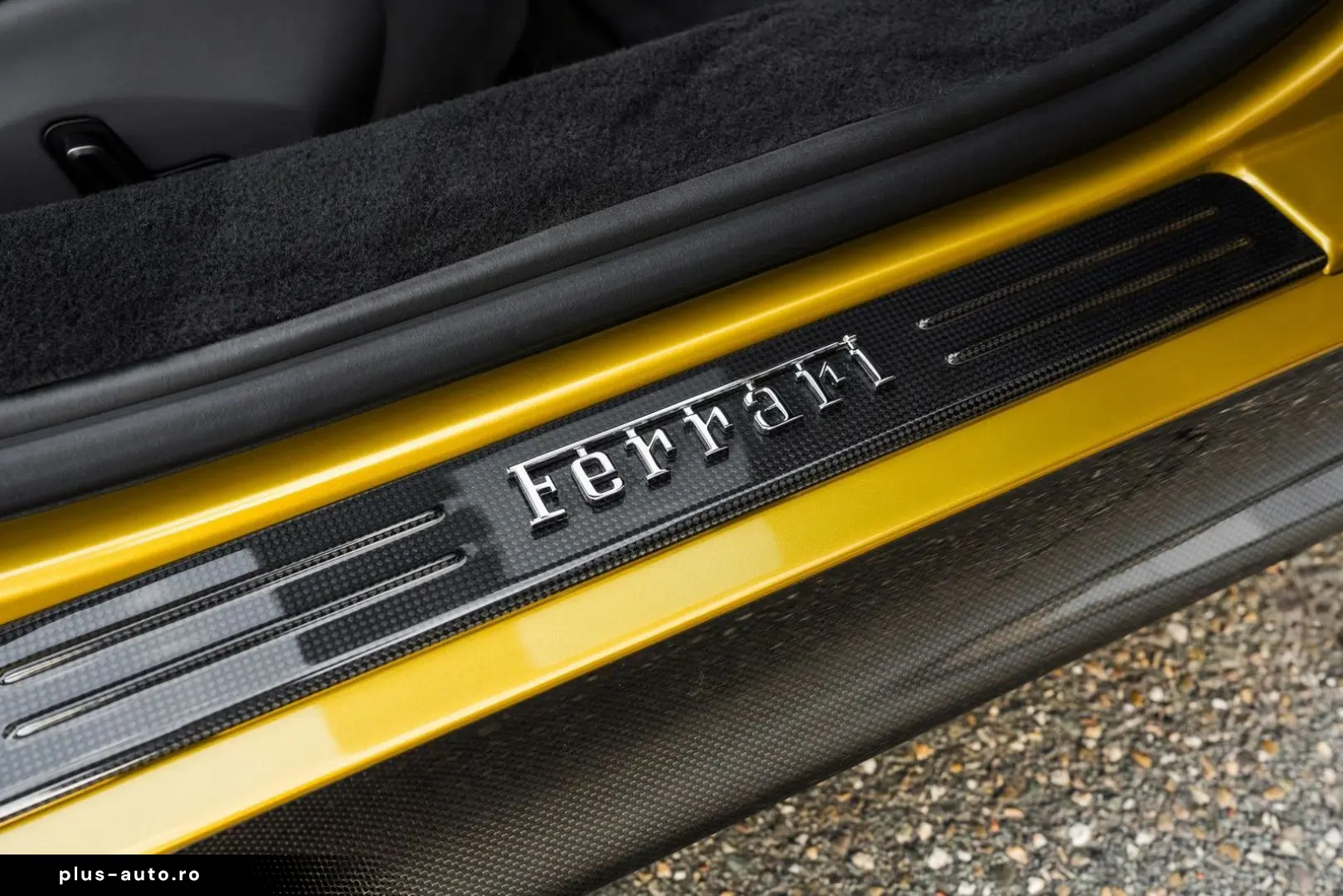 FERRARI SF90 Spider - Giallo Montecarlo - Carbon - VAT