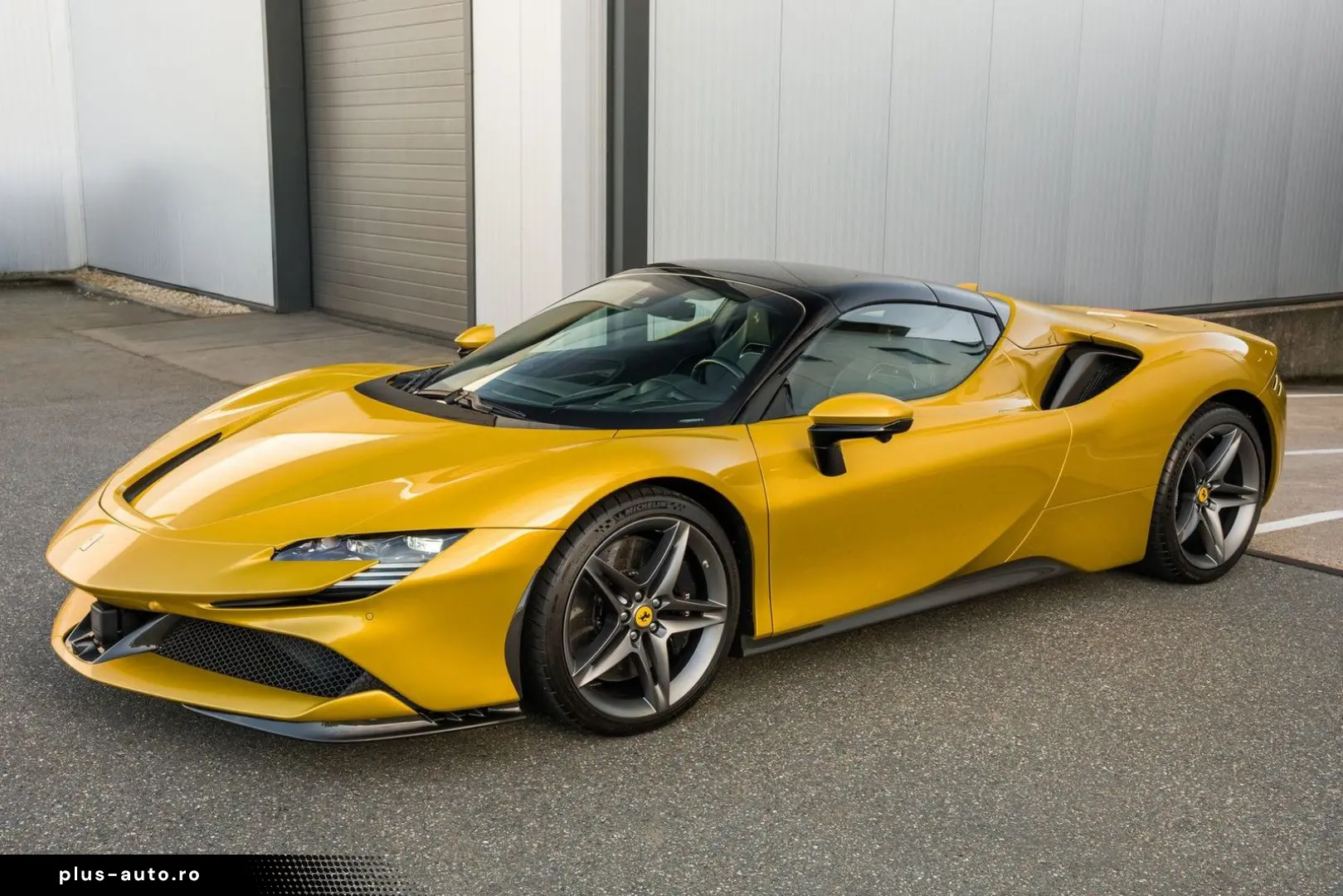 FERRARI SF90 Spider - Giallo Montecarlo - Carbon - VAT