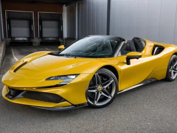 FERRARI SF90 Spider - Giallo Montecarlo - Carbon - VAT