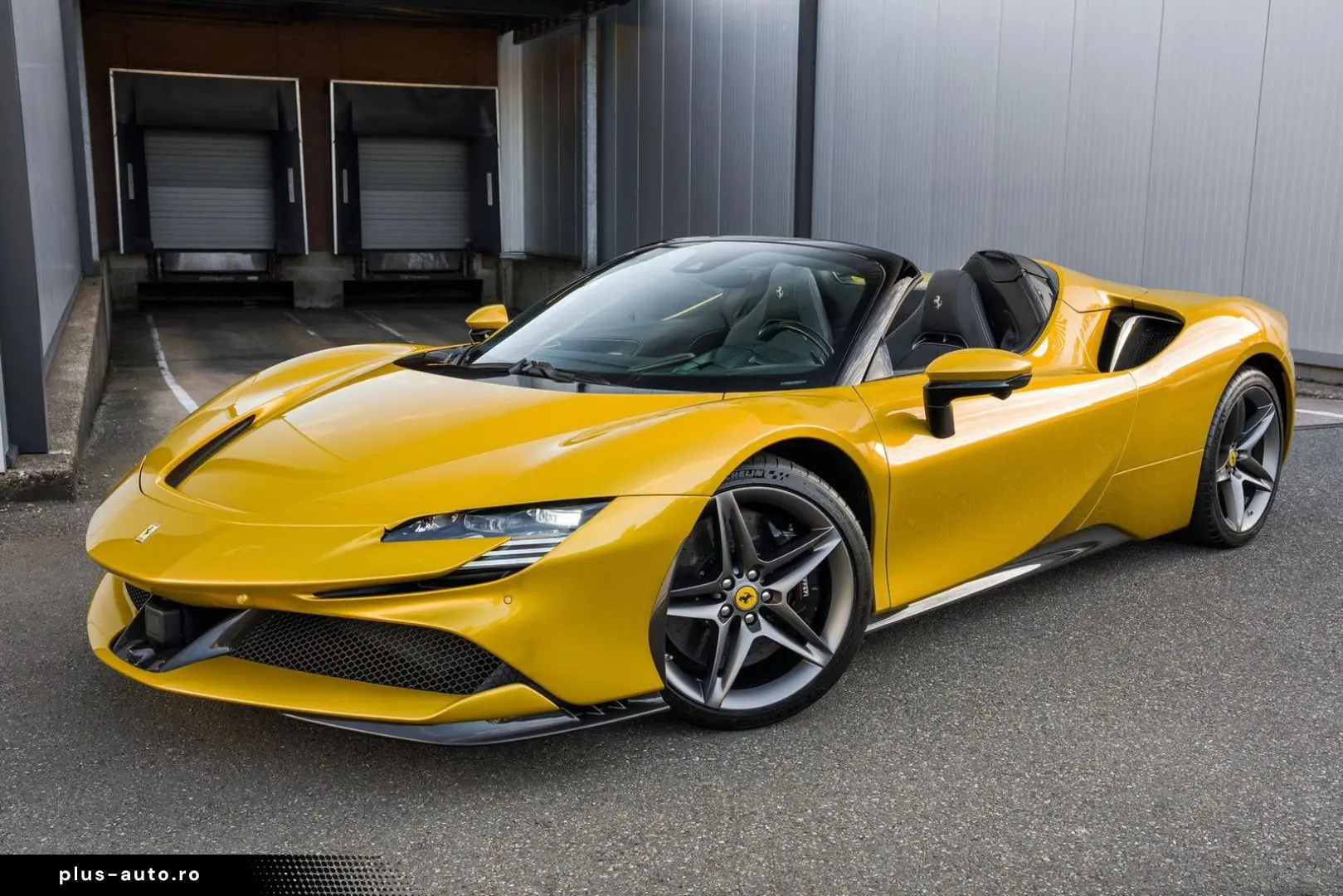 FERRARI SF90 Spider - Giallo Montecarlo - Carbon - VAT
