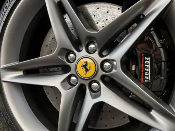 FERRARI SF90 Spider - Giallo Montecarlo - Carbon - VAT