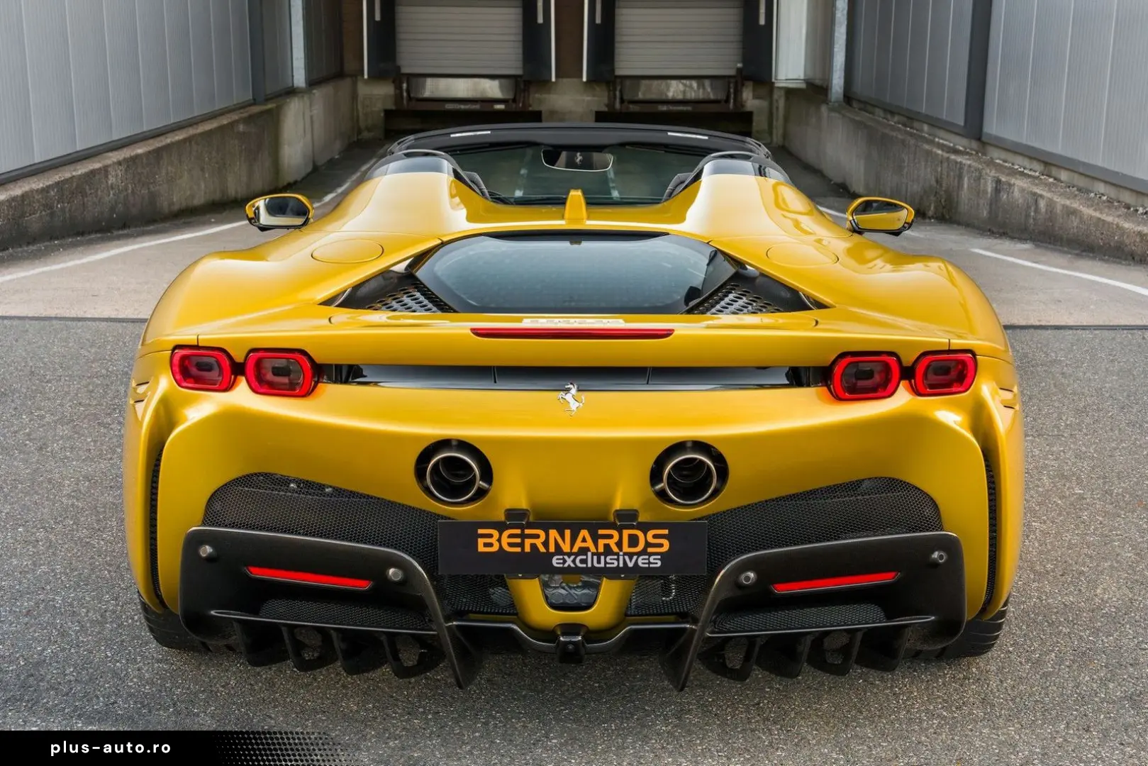 FERRARI SF90 Spider - Giallo Montecarlo - Carbon - VAT