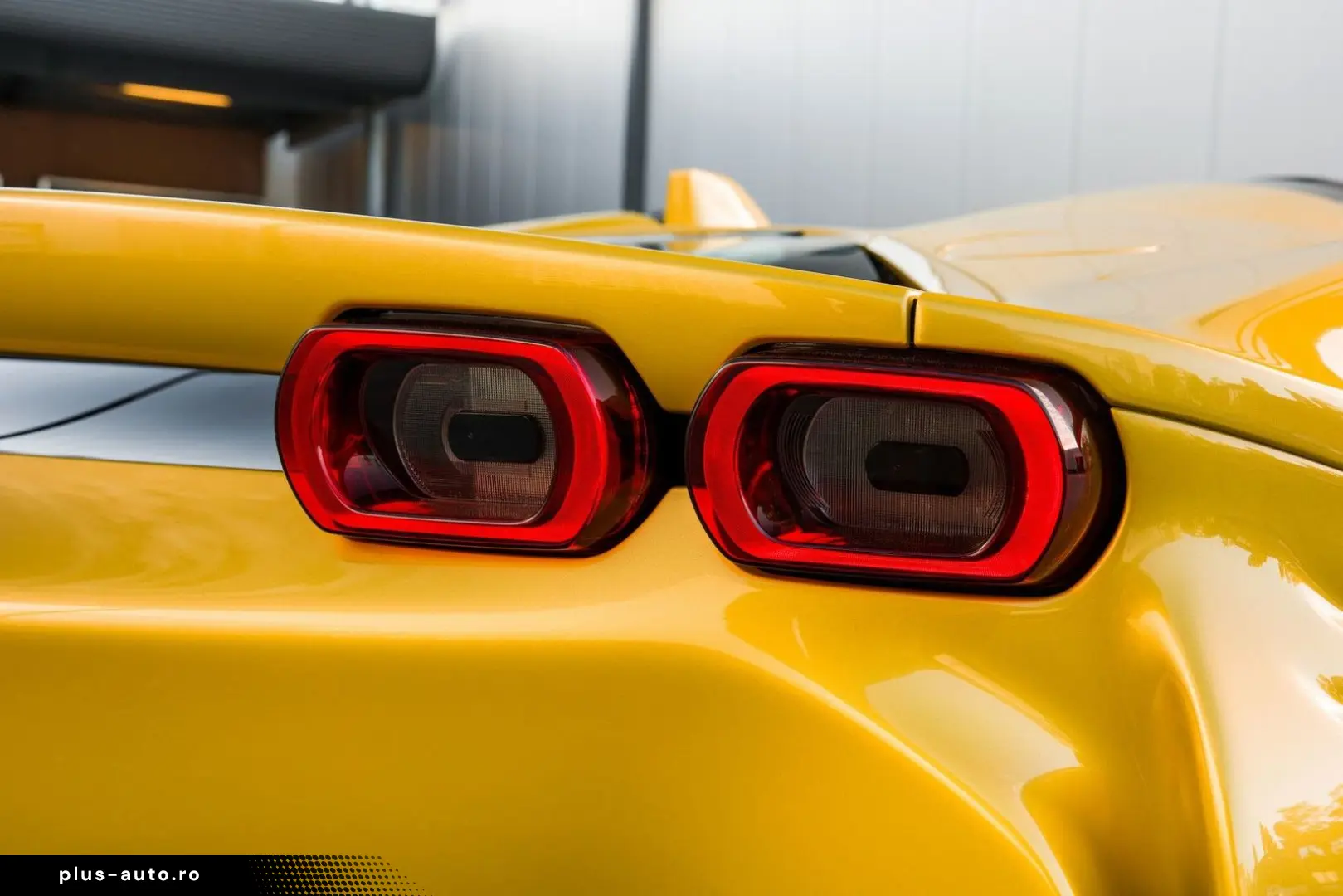 FERRARI SF90 Spider - Giallo Montecarlo - Carbon - VAT
