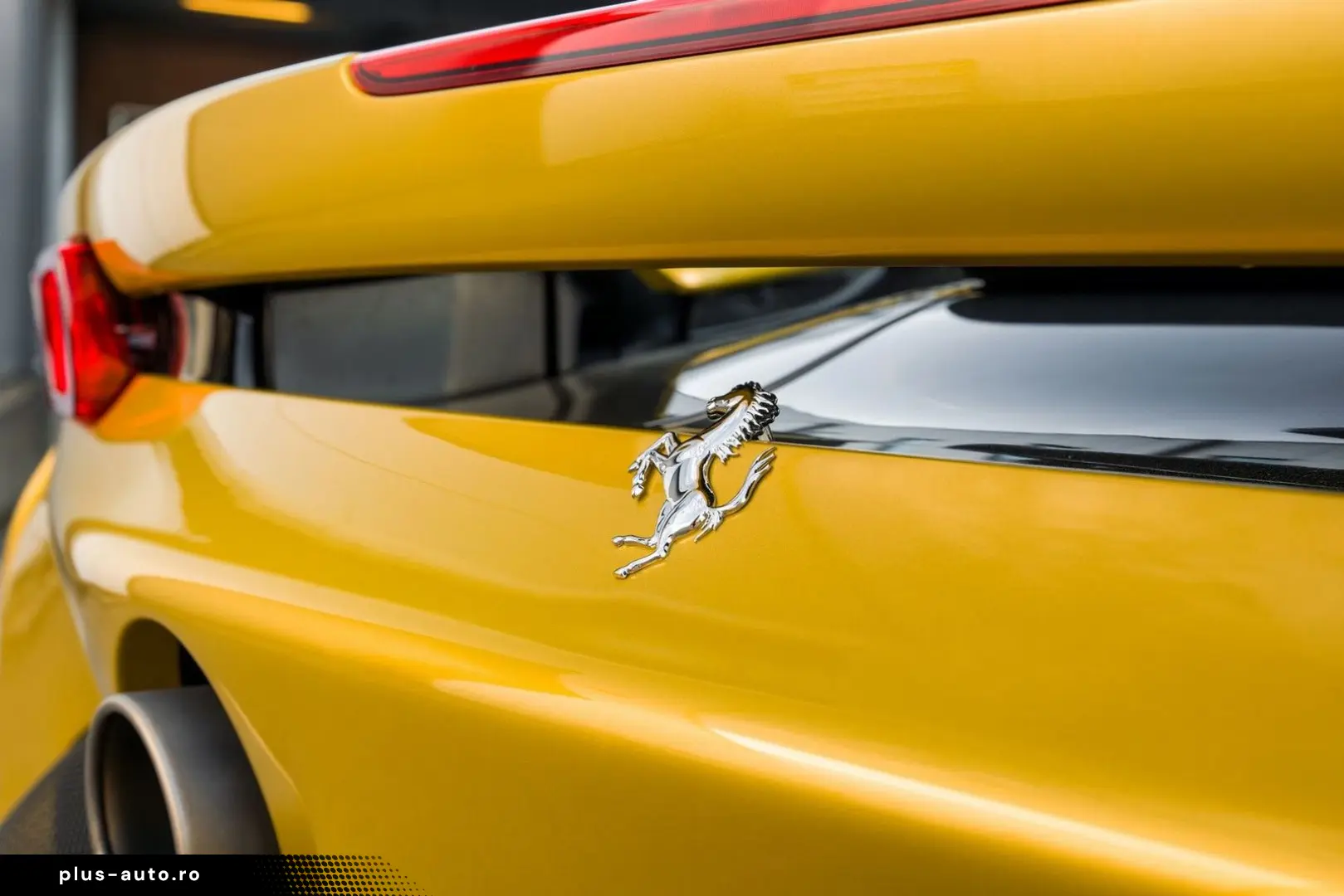 FERRARI SF90 Spider - Giallo Montecarlo - Carbon - VAT