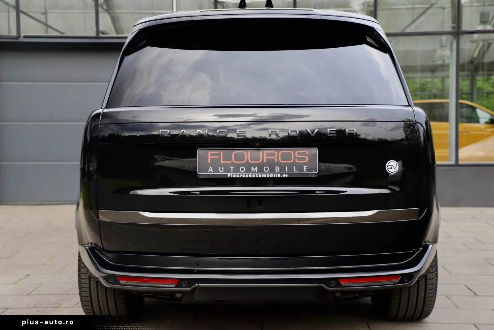 LAND ROVER Range Rover SV 23 ZOLL PANO AHK LP  270000 --