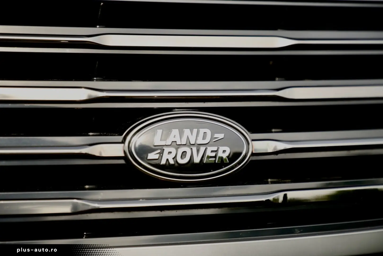 LAND ROVER Range Rover SV 23 ZOLL PANO AHK LP  270000 --