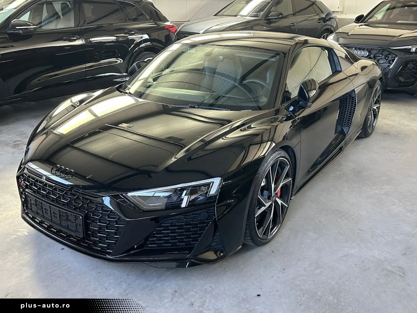 AUDI R8 Coupe 5.2 FSI RWD performance