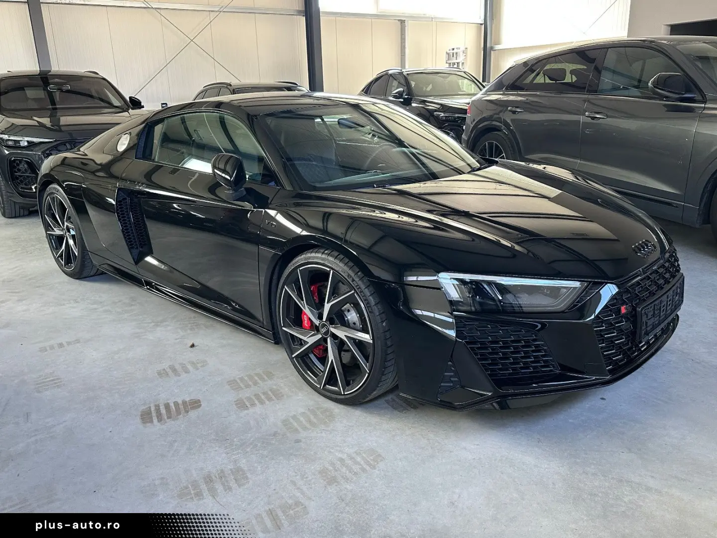 AUDI R8 Coupe 5.2 FSI RWD performance
