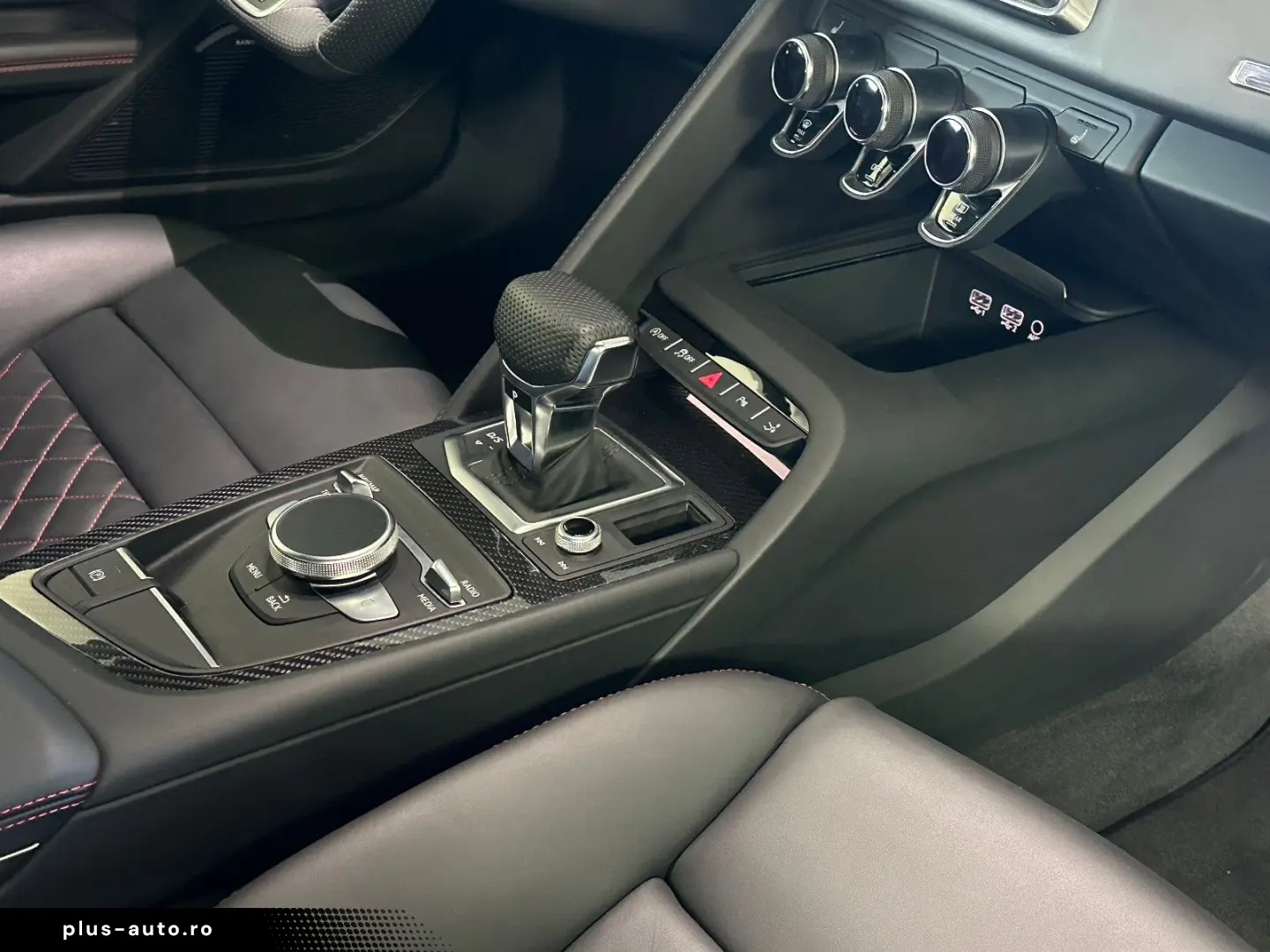 AUDI R8 Coupe 5.2 FSI RWD performance