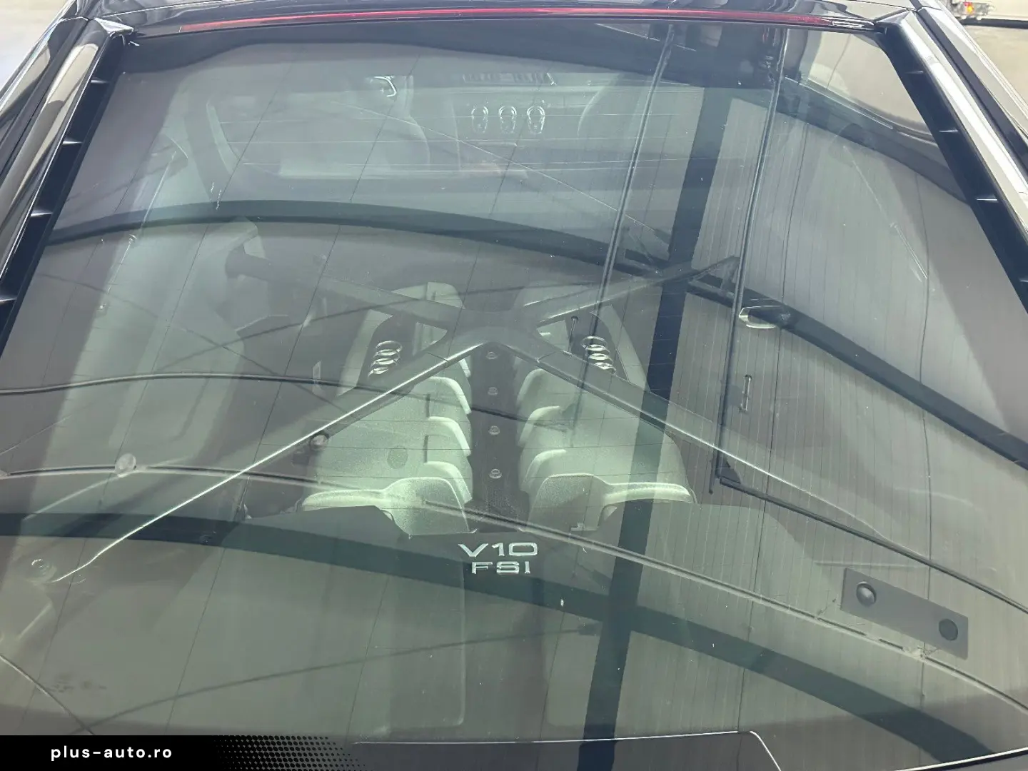 AUDI R8 Coupe 5.2 FSI RWD performance