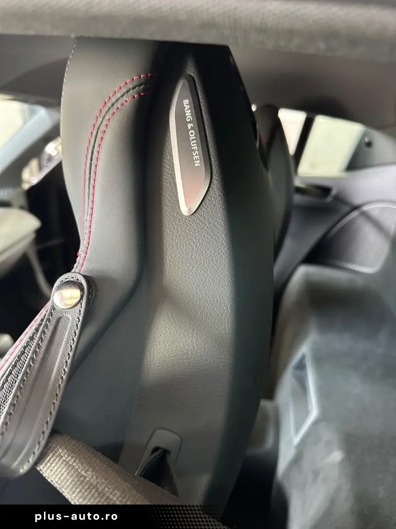 AUDI R8 Coupe 5.2 FSI RWD performance