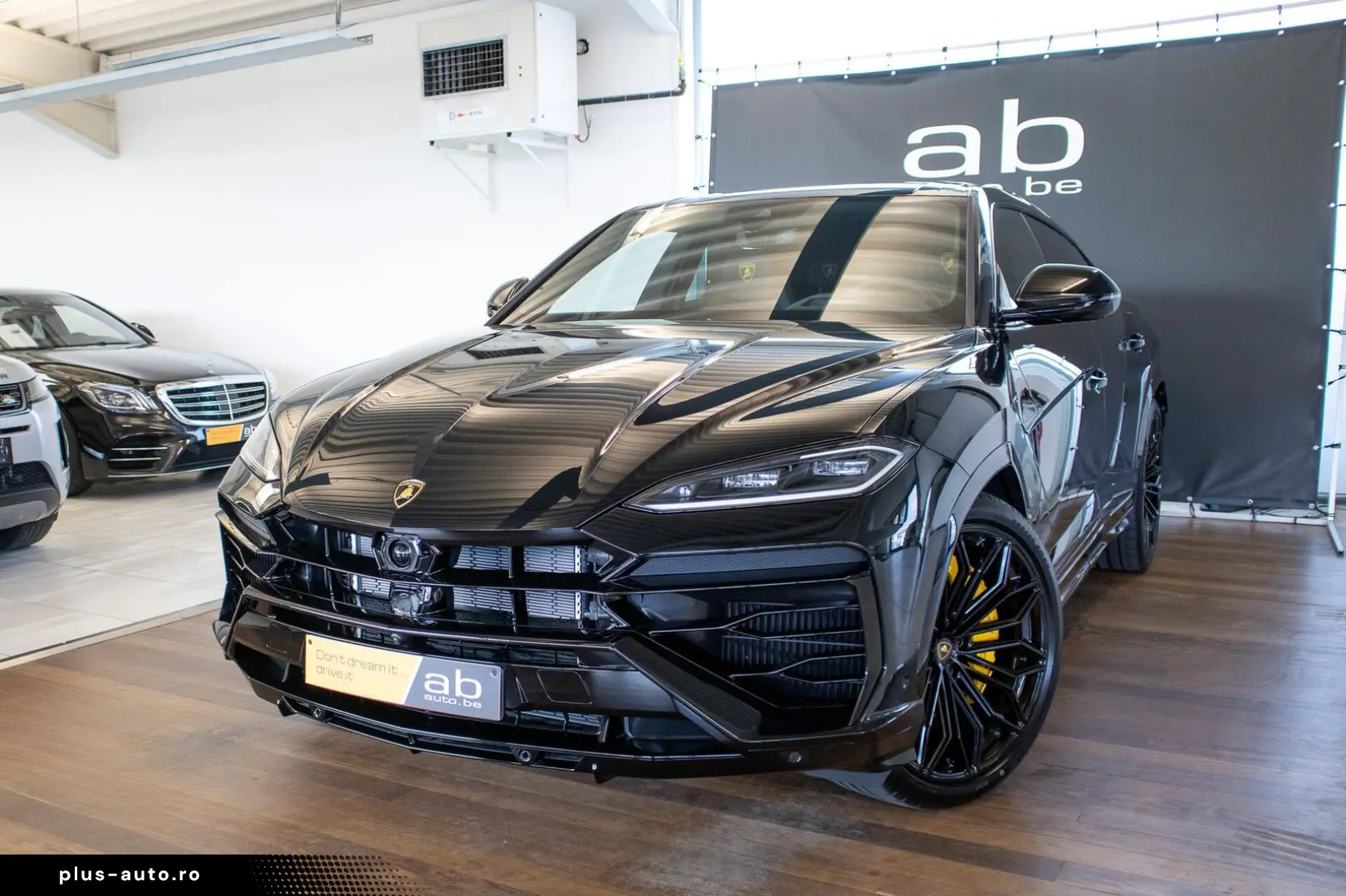 LAMBORGHINI Urus SE 800PK  FULL OPTION  23   PANO  3D BANG